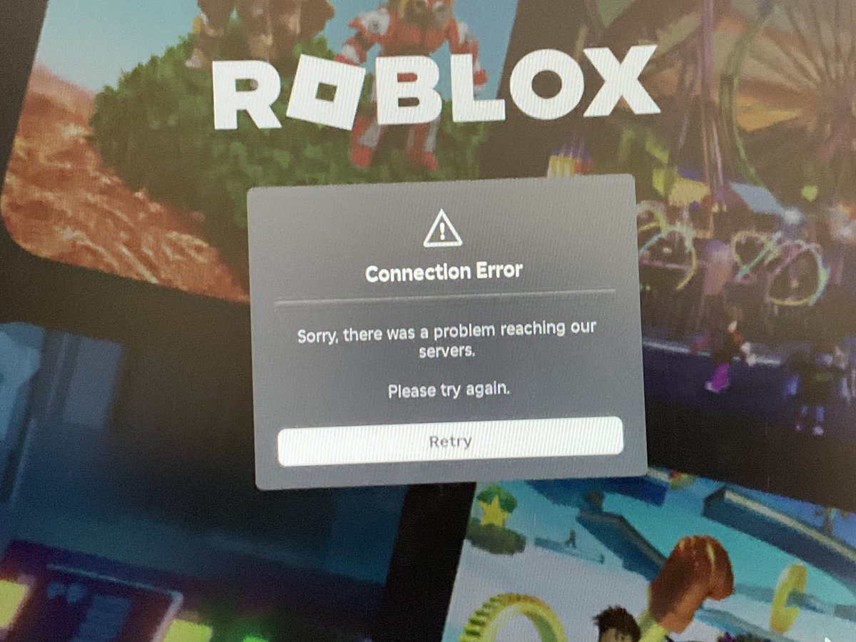 JLiang68576's tweet image. MOTHER FUC-

#robloxisdown 
#robloxdown