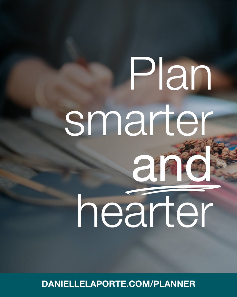 techsavvyrobyn's tweet image. Plan your best year yet with the 2025 Heart Centered Planner! 

✨ Get 10% off with code ROBYNLOVE10: 
daniellelaporte.com/shop 📝 

Daily, Weekly &amp;amp; Undated options. Order by Oct 17 for Jan delivery! 

#HeartCentered #PlannerLove