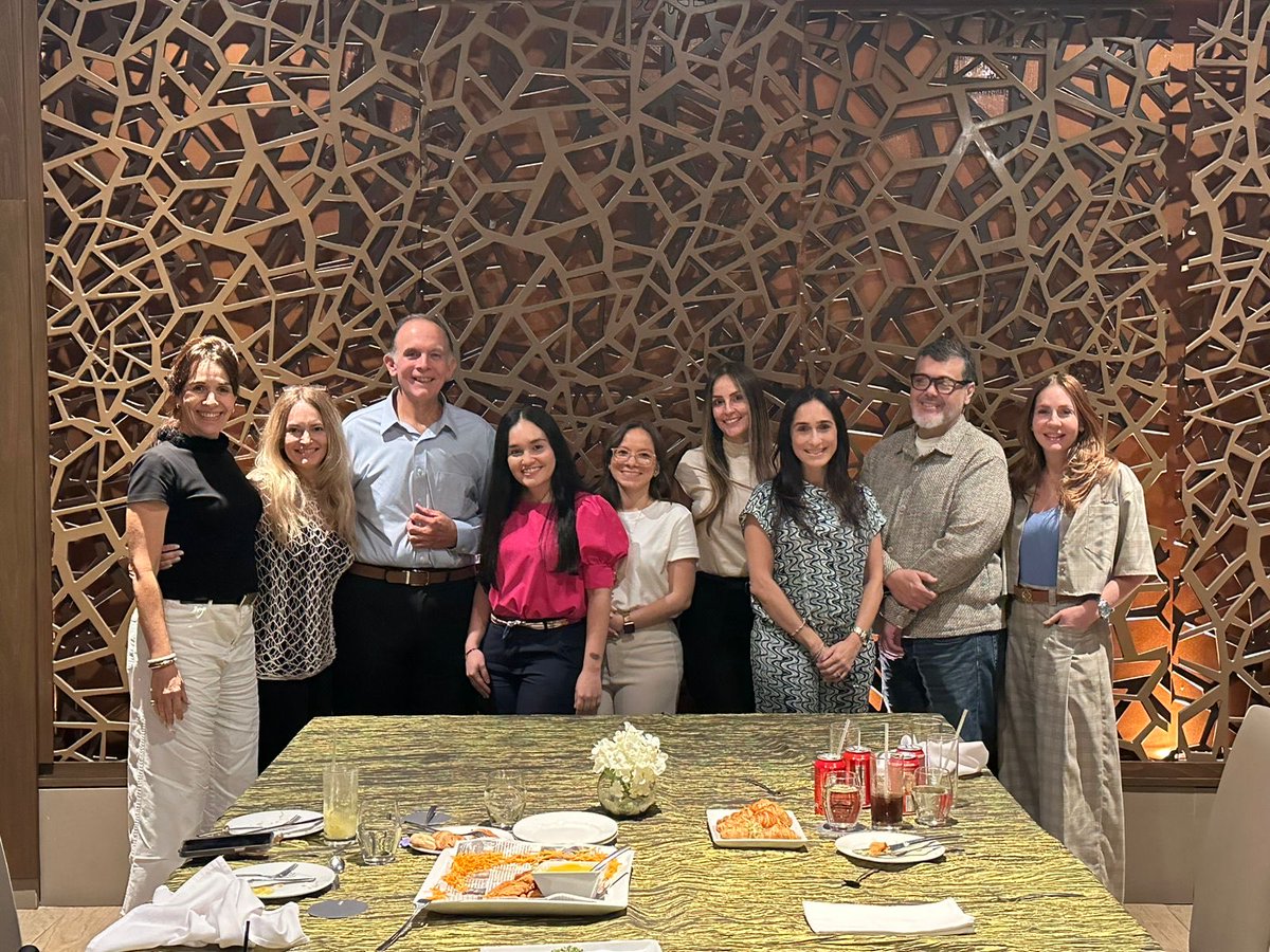 Un honor poder pertenecer a este grupo tan TOP en Terapia de Pareja y Flia con estos grandes Maestros! He tenido la dicha de poder tener algunos de ellos como tutores a lo largo de mi carrera desde hace 25 años. Gracias por la oportunidad❤️Instituto de Ciencias de la Pareja (ICP)