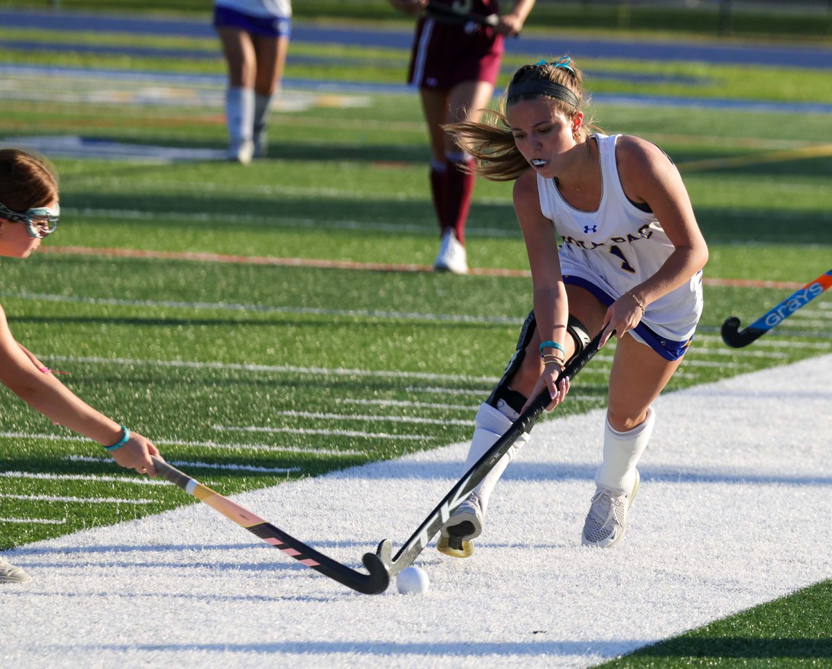 Field Hockey squad supporting Morgan's Message helping with Mental Health