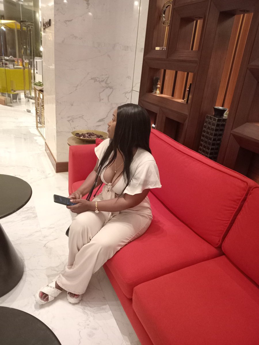 AntheaKat's tweet photo. Favourite spot #sarovarpremier https://t.co/2QZTZnowUh