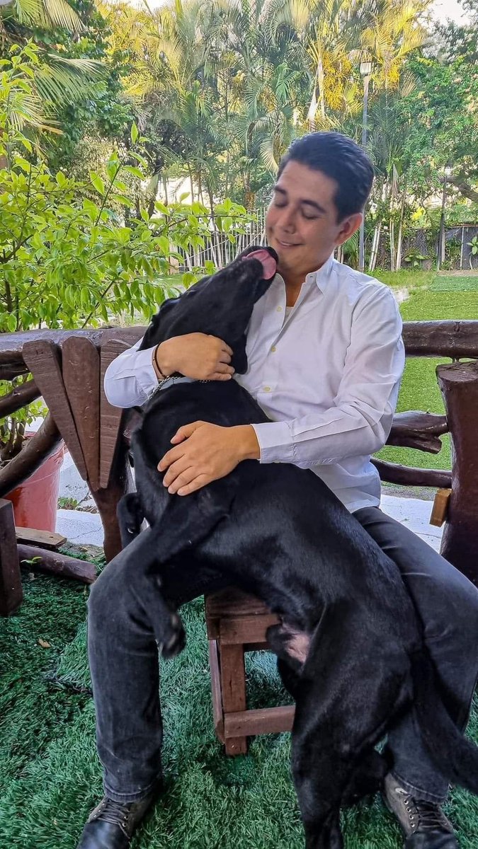 eliassolorio's tweet photo. Por él , por su familia, por #Chilpancingo , recordemos con buenas imágenes a #AlejandroArcos . 🙏🏻 https://t.co/bi8GcPGr8c