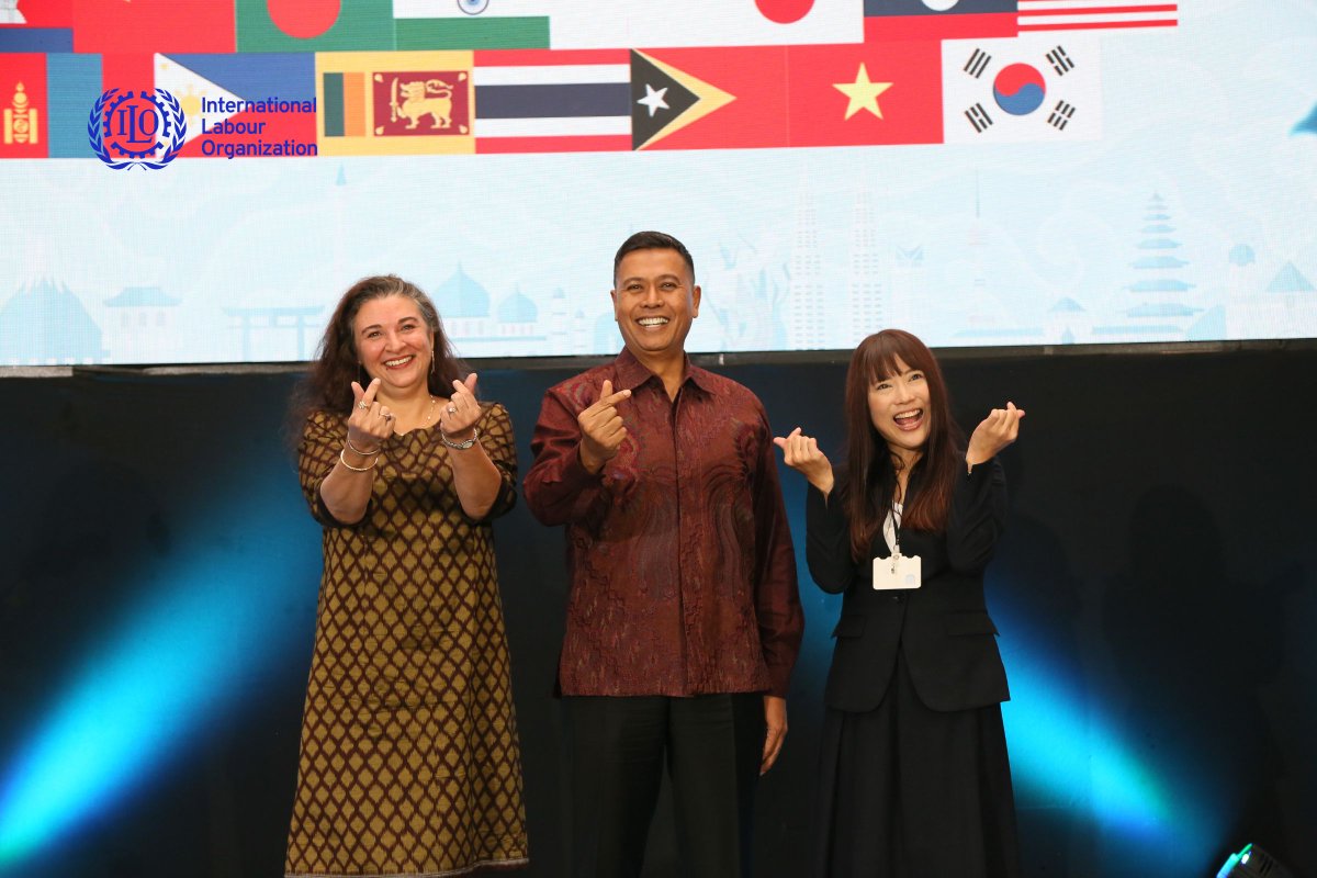 The diverse nature of #unemployment protection scheme on Asian countries offers insightful experiences to be shared and gained in today’s discussion #SouthSouthCooperation💡

📢 Read more: ilo.org/resource/news/…