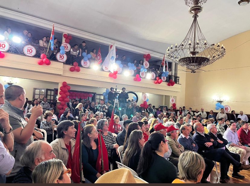 PedroBordaberry's tweet photo. Gracias Salto; qué jornada formidable la de ayer con el cierre en la capital y las visitas a Constitución y San Antonio; una vez más! Lista 10 la única que lleva a Ojeda CON Bordaberry Senador; @MarianoCasola https://t.co/k6Catyru4i