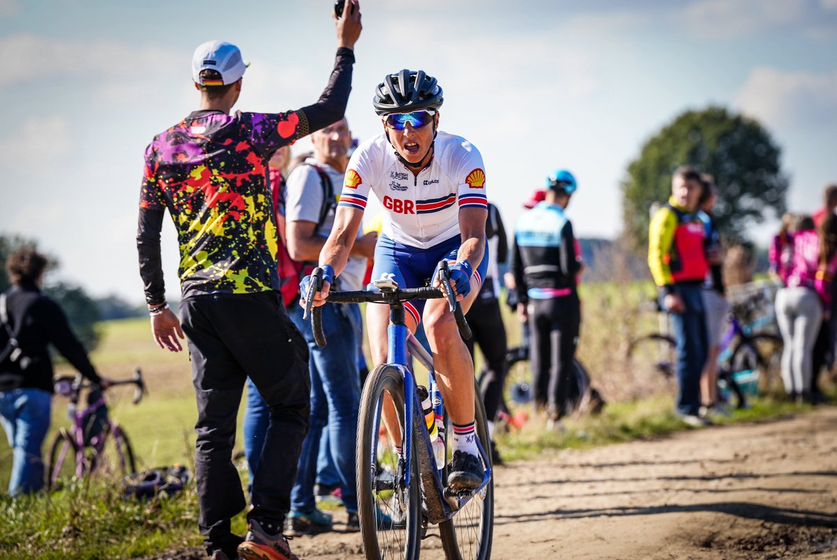 tri_c_livesey's tweet photo. UCI Gravel World Champs, Belgium. 

What an experience. Racing elite GB with the best cyclists in the world in a country that loves cycling. The course was a bit different to the average gravel race, but the fans made up for it. Massive thanks to @Orbea 🙏
📷 1 @precisionfandh https://t.co/ZUJJOgaQcX