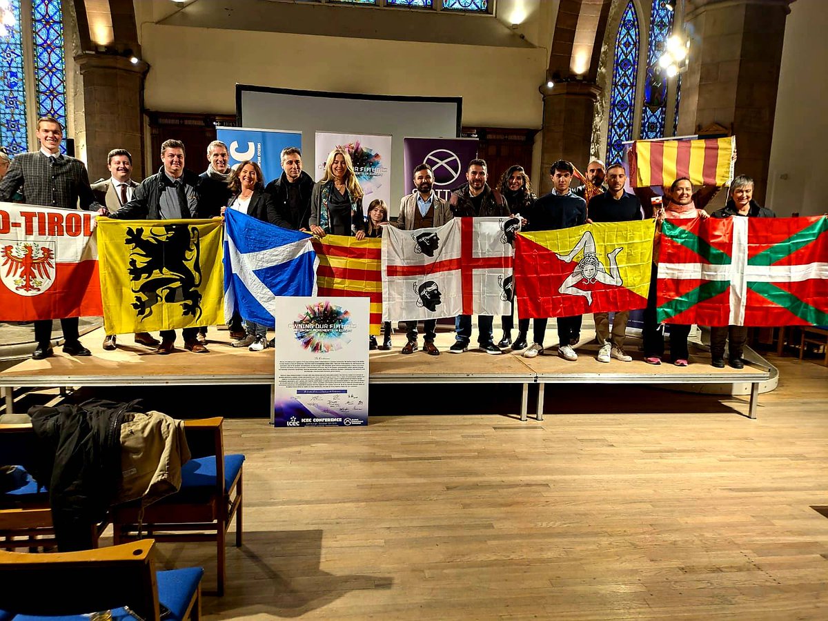 schuetzentirol's tweet photo. Schottische Konferenz für mehr Unabhängigkeit
Am 5. Oktober 2024 nahm eine Delegation des Südtiroler Schützenbundes an einer Unabhängigkeitskonferenz in Schottland teil.
▶️ https://t.co/je9NNttUmi
#iatz #Unabhängigkeit #Freiheit #Heimat #Südtirol #SSB #Schützen #Tirol https://t.co/wtEbYhJA6M