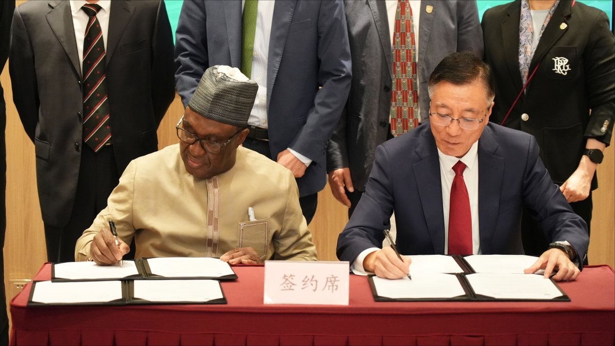 IITA (@iita_cgiar) on Twitter photo Exciting News! 🎉🎉🎊
IITA Director General Dr <a href="/simeonehui/">Simeon Ehui</a> has signed a Memorandum of Understanding (MOU) on behalf of the institute with the China Agriculture University
(CAU), the MoU will further collaborations with the University and China.
First photo: from left to right: Exciting News! 🎉🎉🎊
IITA Director General Dr <a href="/simeonehui/">Simeon Ehui</a> has signed a Memorandum of Understanding (MOU) on behalf of the institute with the China Agriculture University
(CAU), the MoU will further collaborations with the University and China.
First photo: from left to right:
