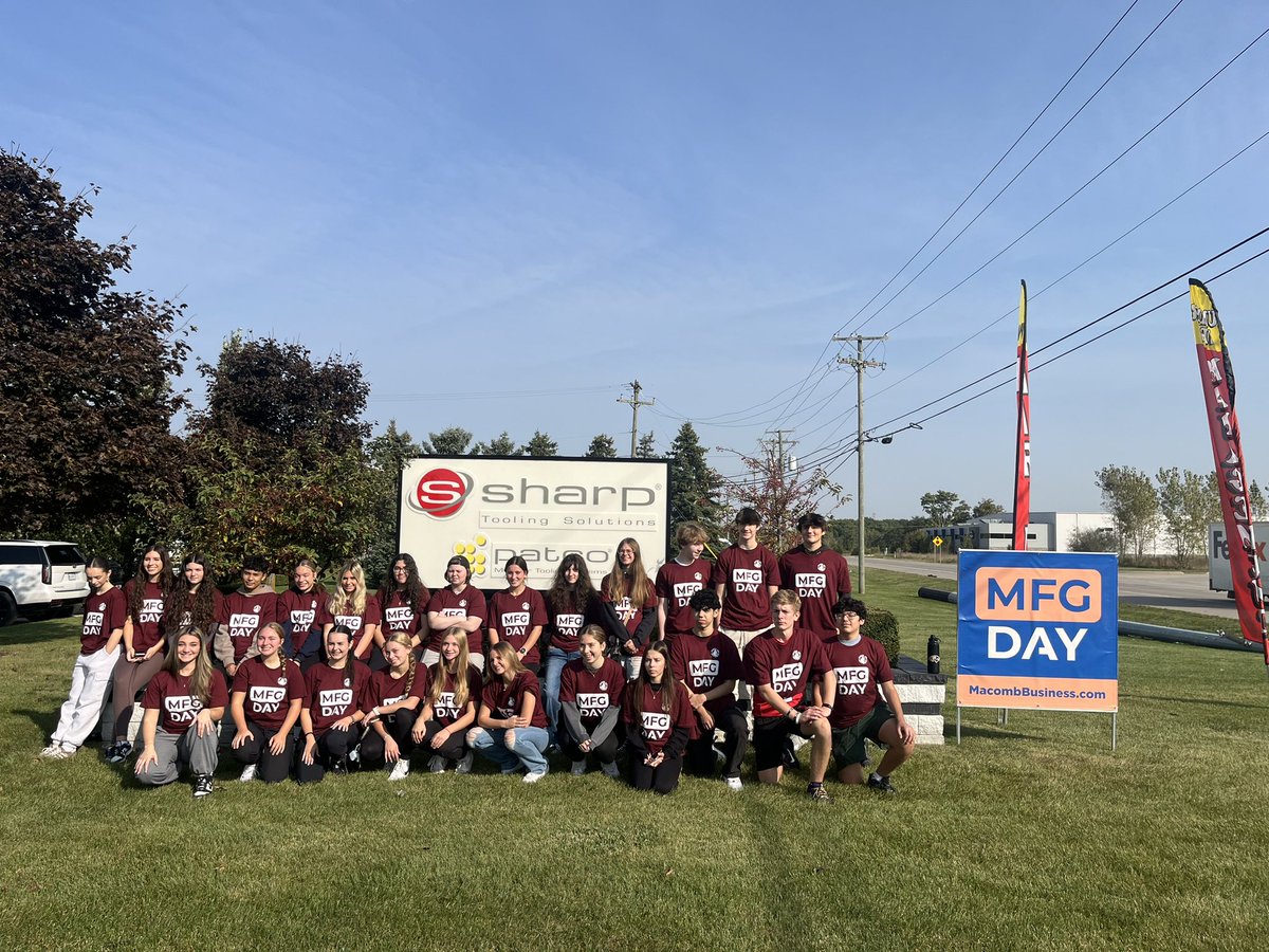 EVVA DOSSIN tweet media