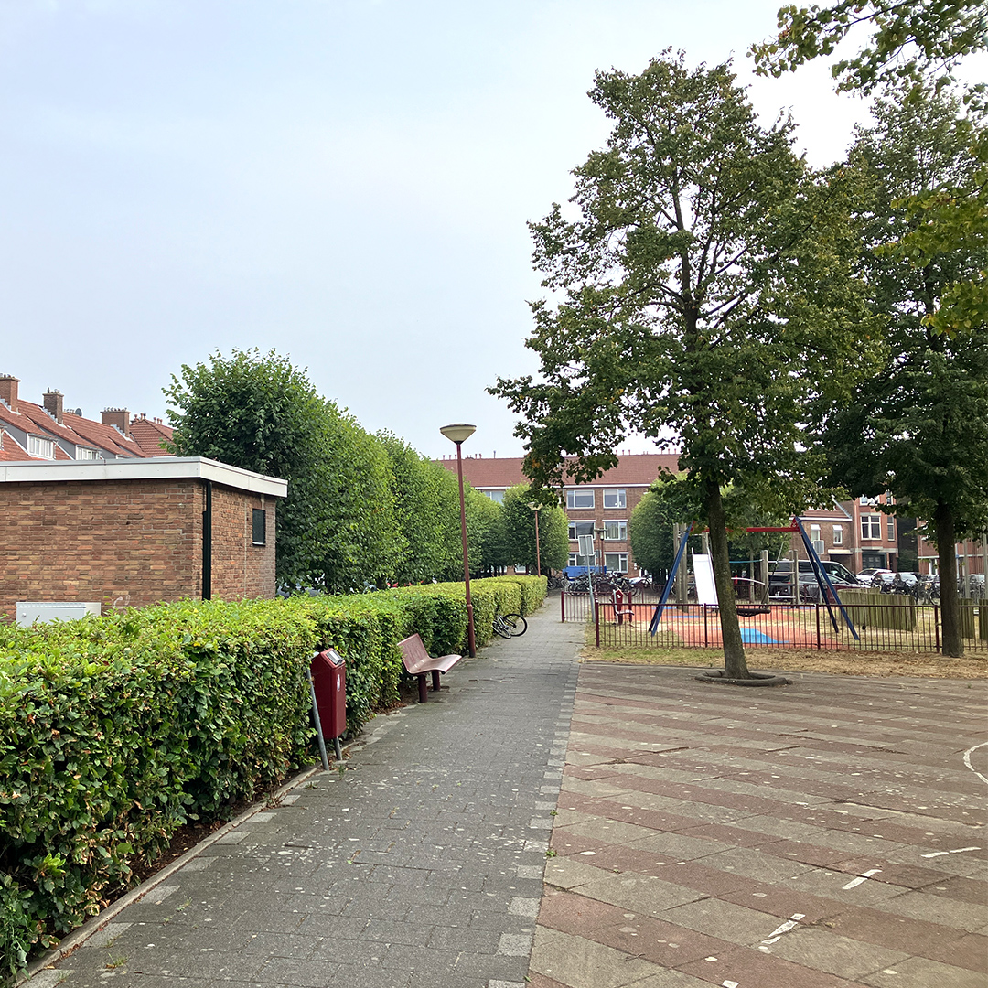Onder de straten in een deel van Voorburg Noord moet het riool vervangen worden. Dit biedt de kans om de straten en pleinen opnieuw in te richten. Denk je met ons mee over hoe deze buurt er uit moet komen te zien? ➡️ bit.ly/3TW8bz1