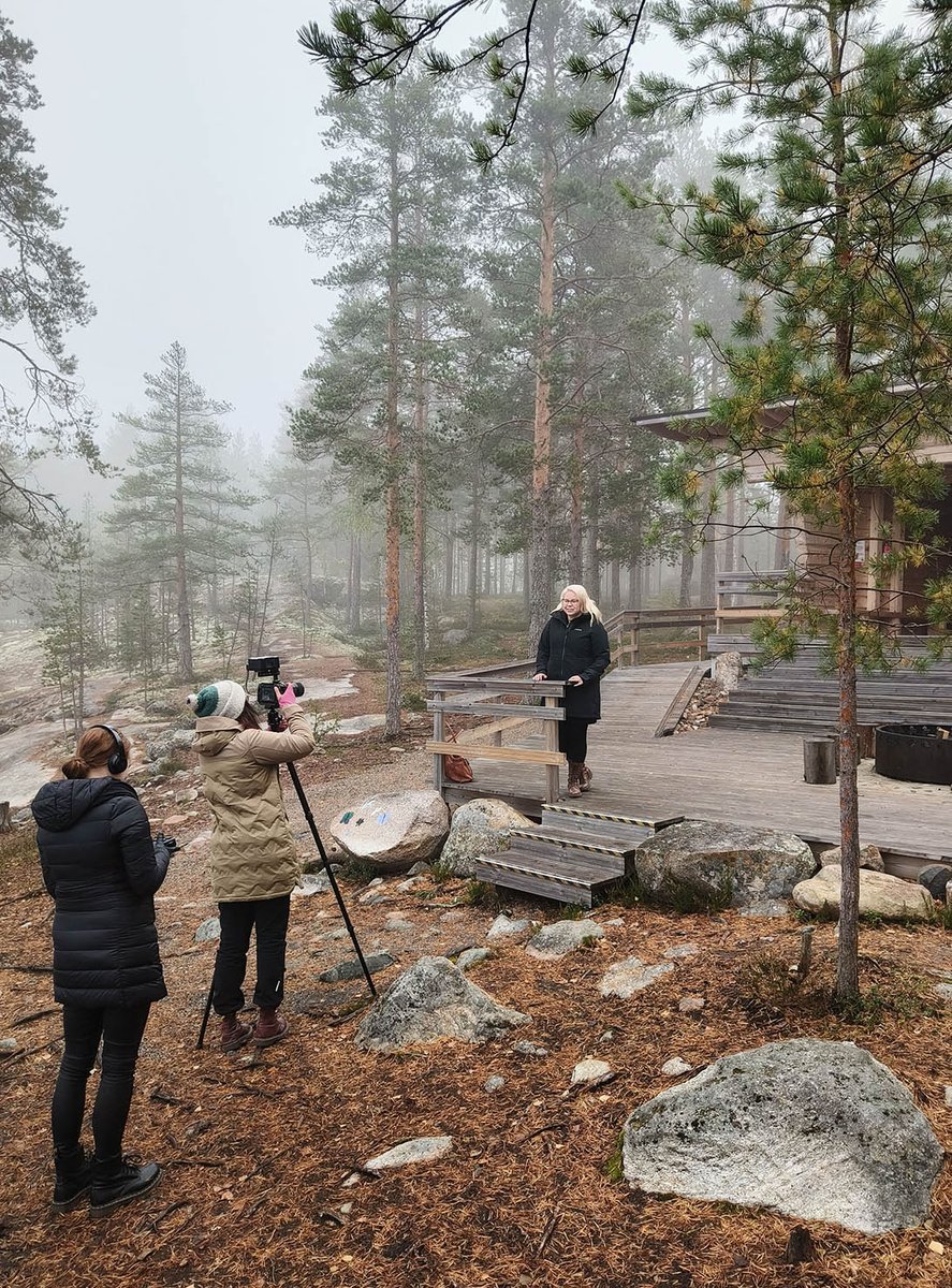 Onpas ollut mahtavaa tutustua #Leader-hankkeisiin ja niiden vaikuttavuuteen ympäri Etelä-Savoa! Ja hei, sinäkin pääset näkemään, mitä kaikkea #maaseuturahoitus on mahdollistanut, kunhan saadaan kuvaukset pakettiin ja videot valmiiksi. Joten pysypä kuulolla! 🎥