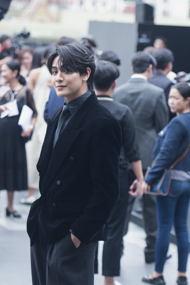 ReCapJoyful's tweet photo. ฟีลเหมือนอยู่บนรันเวย์ปารีสแฟชั่นวีค🍁

JOONG ARCHEN EFW2024

#EFW2024
#จุงอาเชน 
@ChenRcj https://t.co/LXR3ygvkx1