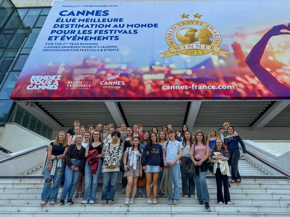 fslmfl's tweet photo. Pupils enjoyed a trip to Cannes after classes yesterday afternoon, where they saw some famous hand prints and stood on some very famous steps. 🇫🇷 This was followed by a stop at the biggest shopping centre in the area for some retail therapy! 🛍️ https://t.co/piisMh7Y0g