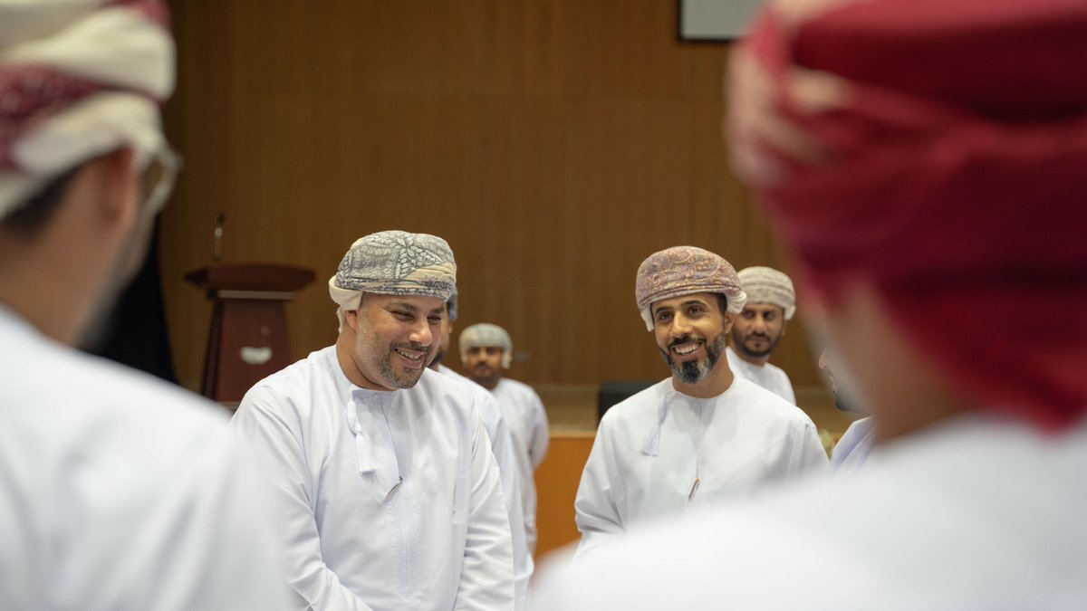 Aljazeera_te's tweet photo. #شبابنا_كفو
شركة @value_om متمثلة بالرئيس التنفيذي المهندس @Zahran_AlHinai تدير مشروع إعداد #الخطة_الاستراتيجية_الشاملة لمحافظة #ظفار بمشاركة مختلف فئات وقطاعات المجتمع.

الجدير بالذكر أن شركة Value شركة استشارية تقدم خدمات التخطيط والإدارة الإستراتيجية، وإدارة المشاريع لتمكين المؤسسات والشركات من تحقيق أهدافها الاستراتيجية والمساهمة في صنع التغيرات المرجوة.