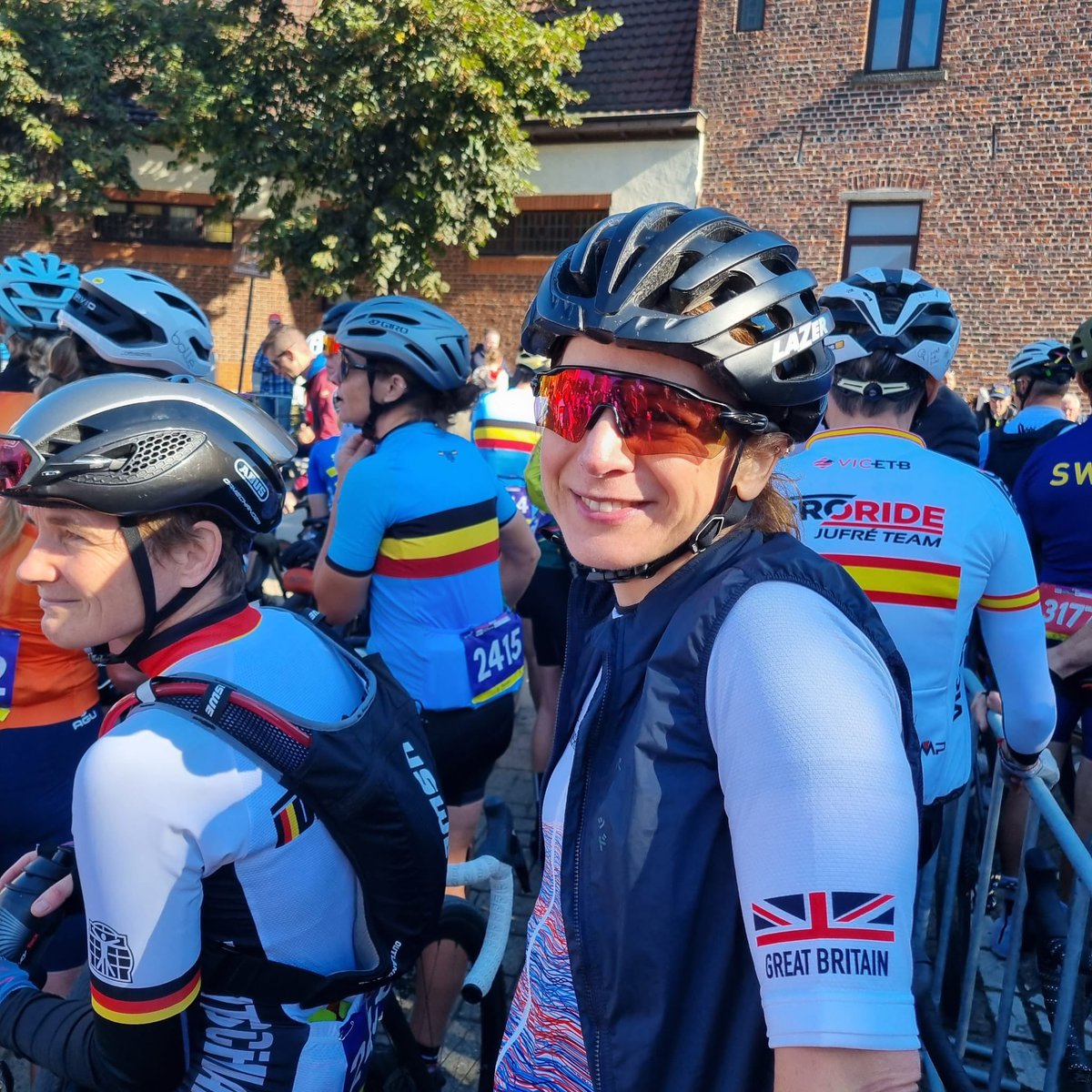 Sarah Hewitt tweet media