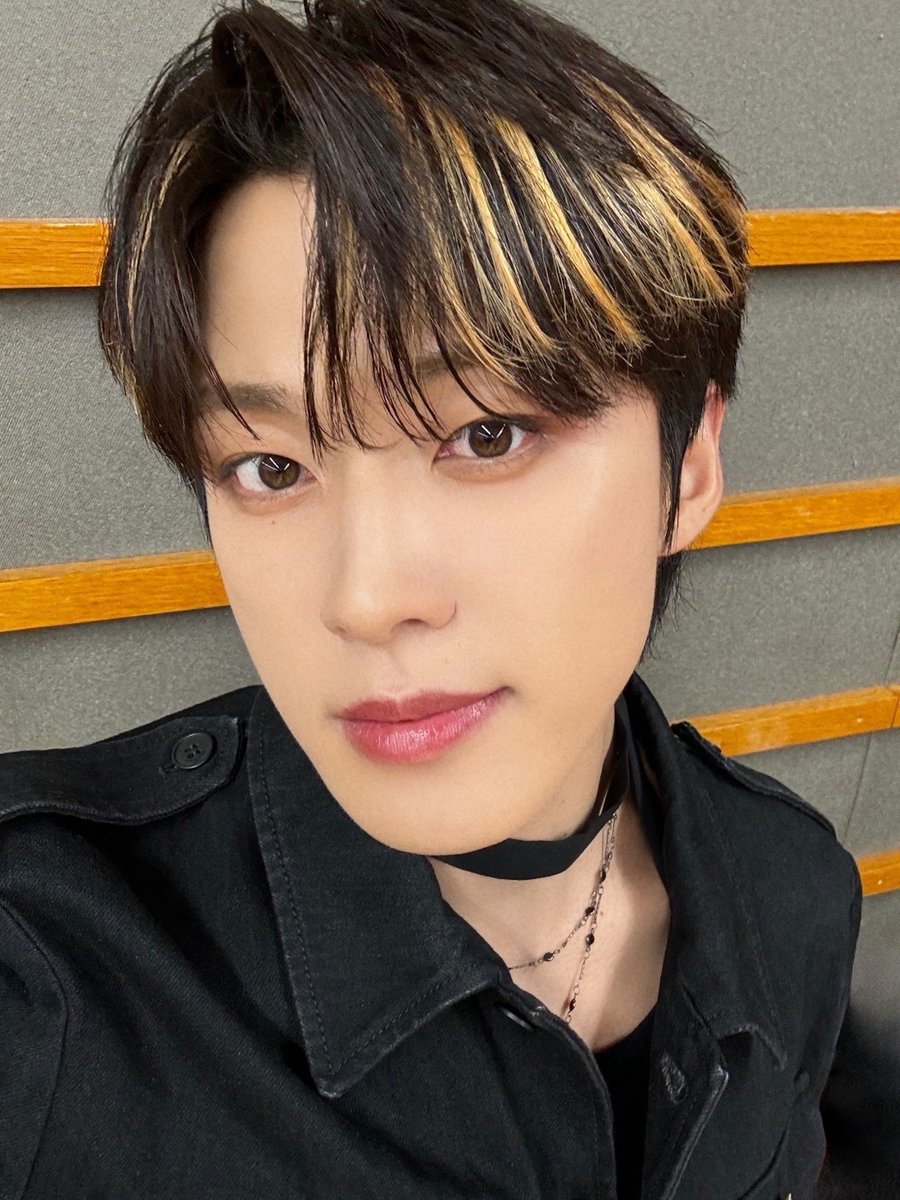 [📸] #週刊ナイナイミュージック

#河野純喜 
#KONOJUNKI
#JUNKI 

🎤Profile
cloud.jo1.jp/feature/profil…　
🧳 Official MV
youtu.be/q-RrB2OBf6s
🏝️ Streaming
lnk.to/jo1_wdwg

#JO1 #JO1_WHERE_DO_WE_GO
#WHERE_DO_WE_GO