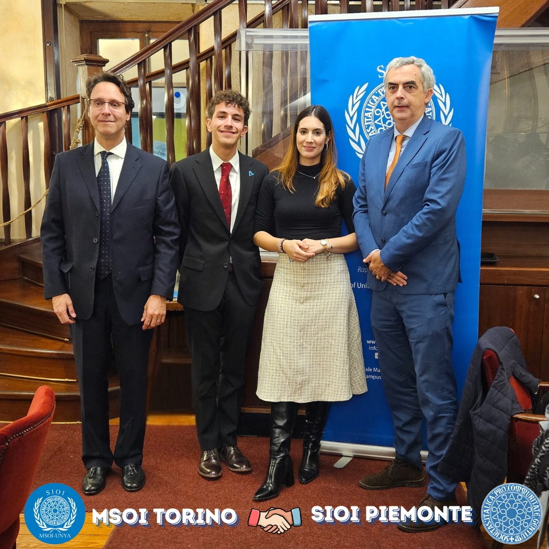 sioipiemonte's tweet photo. Ieri sera si è svolto il passaggio di testimone tra il direttivo uscente e quello entrate di @MSOITorino.
Hanno partecipato anche il Presidente e del Segretario della nostra Sezione a rimarcare il forte legame che unisce la nostra Sezione al nostro Movimento studentesco https://t.co/pDM7v4SOcv