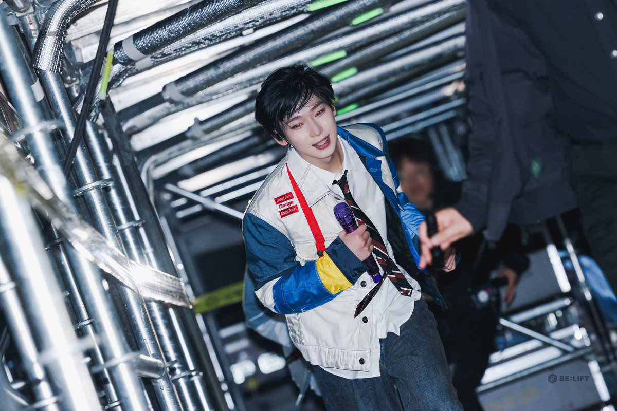 ENHYPEN's tweet photo. [🎞️#ENroll]
ENHYPEN BACKSTAGE PHOTO
@ WORLD TOUR ‘WALK THE LINE’ in GOYANG_241005~06

#ENHYPEN #엔하이픈 
#EN_WALKTHELINE
#EN_WORLDTOUR_WALKTHELINE
#WALKTHELINE_IN_GOYANG https://t.co/w9ZlwzpLyl