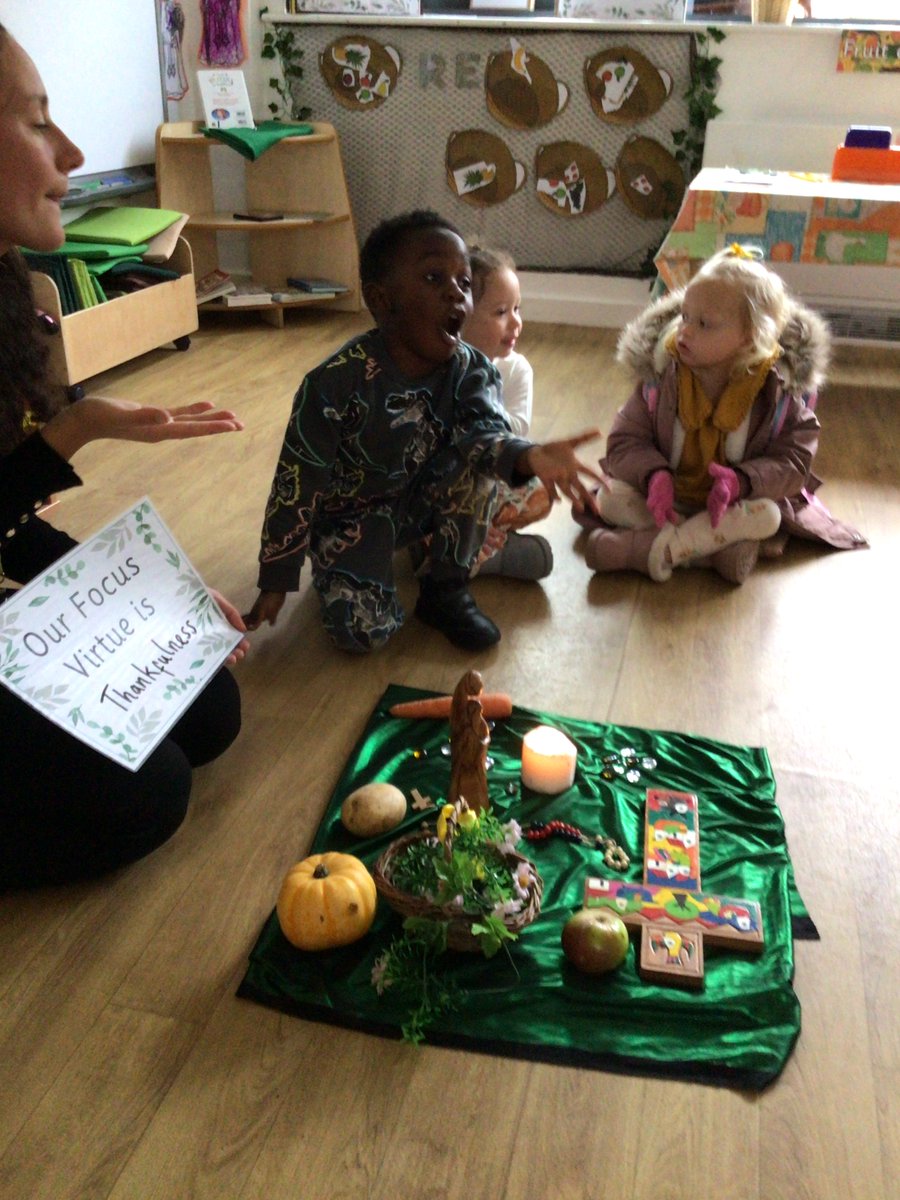 W/E 4.10.24: This week's Virtue To Live By is Thanksgiving. The #Nursery children used the fresh food from the harvest role play area to express why and how we should give thanks for the good things we receive.