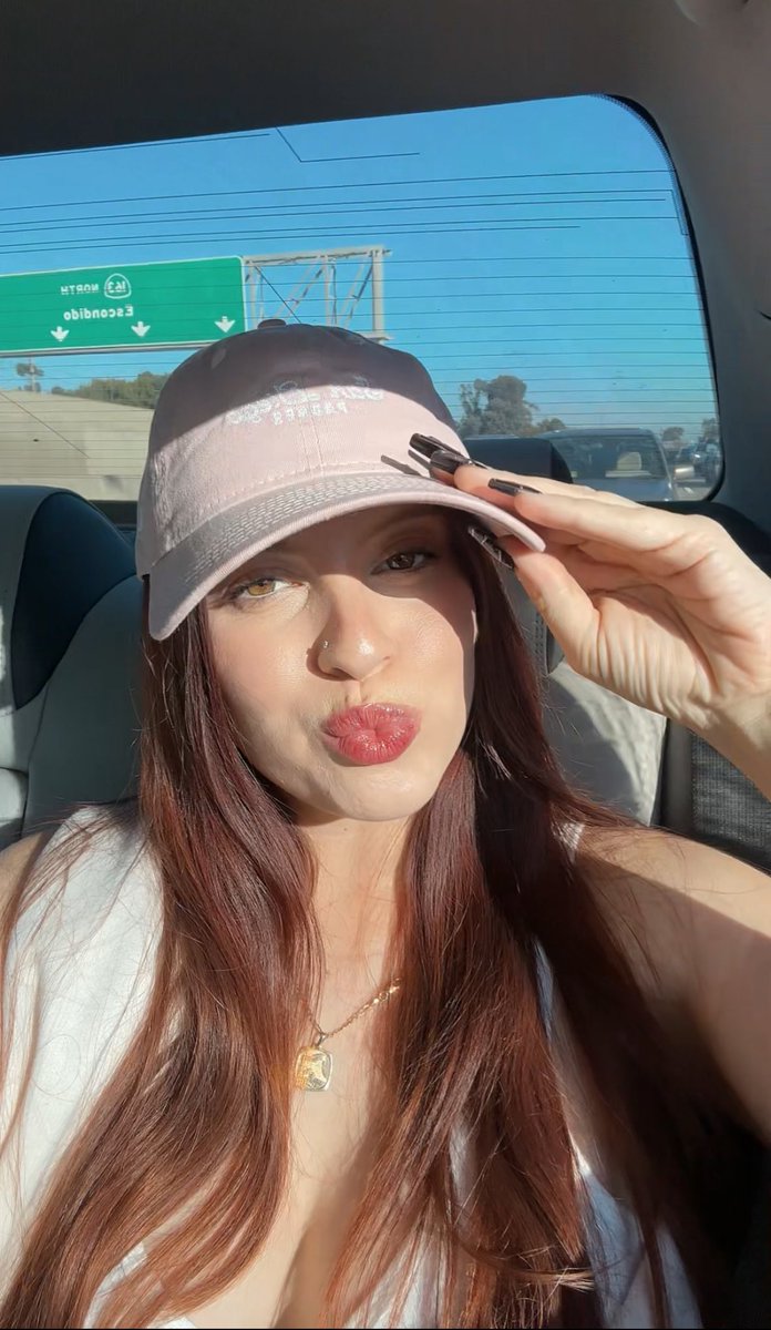 Aleni 🫰 tweet media