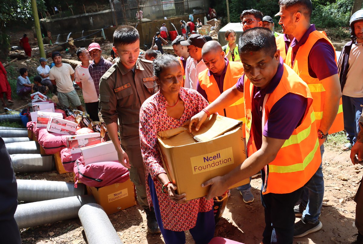 ncellfoundation's tweet photo. Ncell Foundation supported around 200 affected families from Godawari Municipality, Lalitpur with relief packages, in collaboration with Karmayog Foundation after recent floods and landslides.
Together, we’re restoring hope!
#NcellFoundation #NcellCSR #DisasterResponse https://t.co/boJW3kP6xd