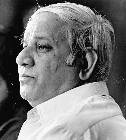 HemantSorenJMM's tweet photo. वंचित और शोषित समाज के उद्धारक मान्यवर कांशीराम जी की पुण्यतिथि पर शत-शत नमन। https://t.co/TmEojqMjbL