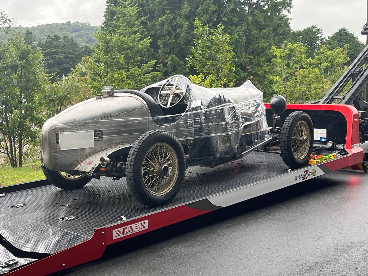 FMM_PR's tweet photo. ／
多摩川スピードウェイを走った
インヴィクタの展示を開始しました！
＼

1936年、日本初の常設サーキット「多摩川スピードウェイ」が誕生。
レース参戦のため、日本で大幅に改造され、初陣で見事総合優勝した実車の現在の勇姿をぜひご覧下さい！

#富士モータースポーツミュージアム https://t.co/ybzVdx58D5
