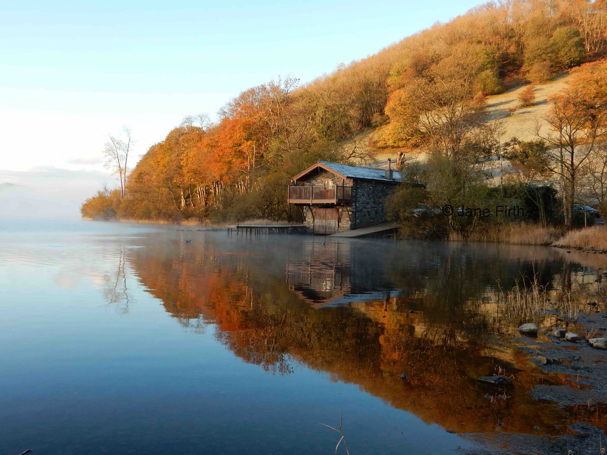 Ullswater_Way's tweet photo. #wowwednesday @lakedistrictnpa #dukeofportland boathouse #ullswater #ullswaterway @NTUllswater @ShowcaseCumbria @UllswaterSteam https://t.co/2zZQXaKNY3