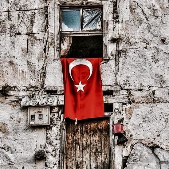 Kelimeritmi's tweet photo. Tarihim, şerefim, şiirim, her şeyim! https://t.co/eMkgUdfP1k
