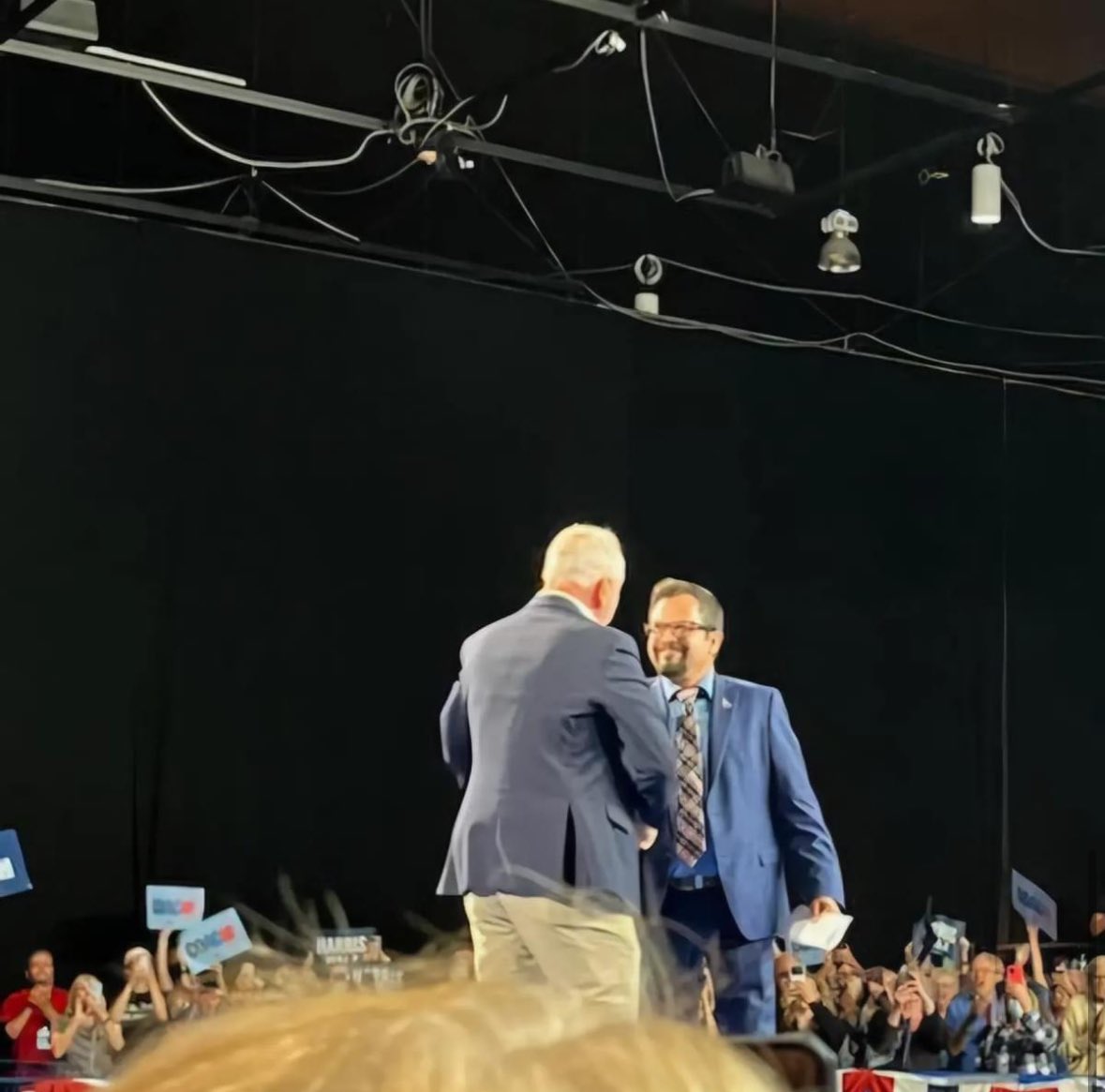 Teamsters533's tweet photo. We are proud of 533 member &amp; Teamsters LGBTQ+ VP Andrew Rivas. He had the honor of introducing VP candidate @GovTimWalz at tonight's rally. He did such a great job that @edhelms stopped to give Andrew kudos. ✊ https://t.co/Ek1S36kXaG