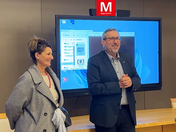 Villeparisis ► [Vidéo] La municipalité a accueilli ses nouveaux habitants et leur a présenté la ville avec ses services  
⤵️  
magjournal77.fr/a-la-une/item/…
#Villeparisis #nouveauxhabitants #accueil #servicesmunicipaux #centreJacquesPrévert #FrédéricBouche <a href="/Villeparisis77/">Villeparisis</a>