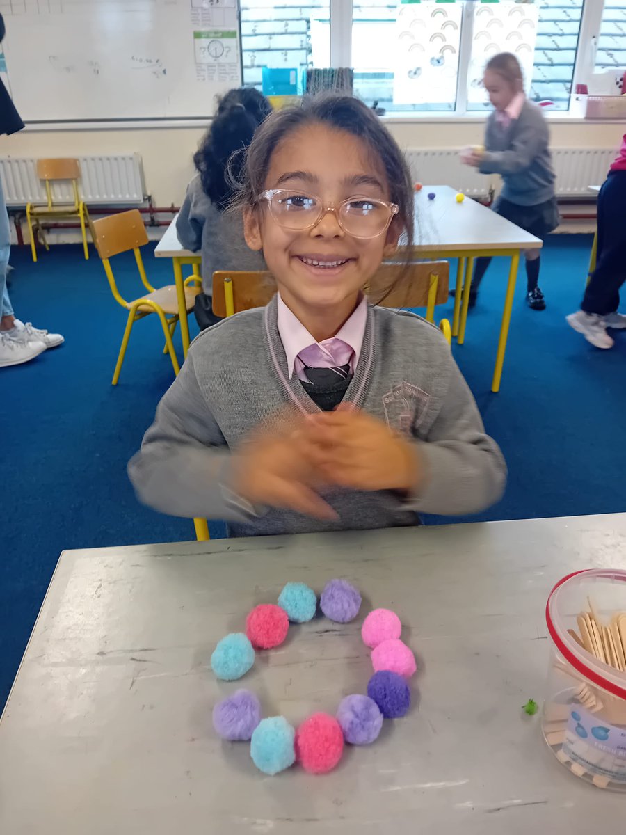 TogherGirls's tweet photo. The smiles on the girls' faces tell a story.
Mrs.Looney/Ms.Tuipèar are making Maths fun and engaging for their senior infants @TogherGirls through sensory play. @mathsweek @OidePrimarySTEM #handsonlearning #shapeandspace #togher https://t.co/37GpUZtNKN
