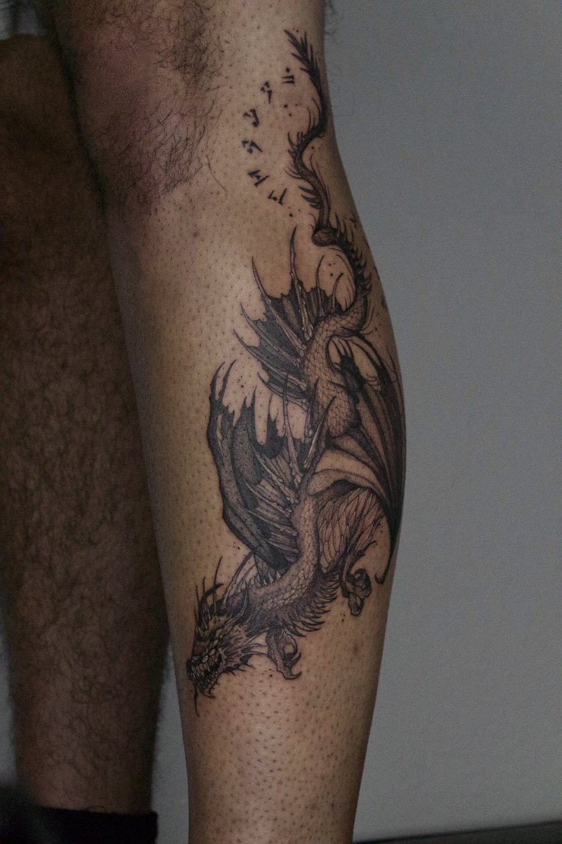 hallowkatt's tweet photo. Anyways my tattoo page is @spiritfoxtattoo on IG 👉👈

Here are a couple pieces and one WIP as of recently! https://t.co/RsmhbHeBOV