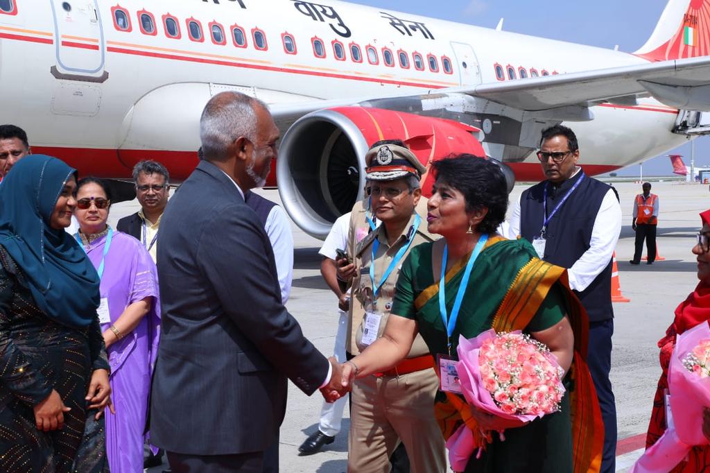 Maldives Prez Mhd Muizzu's coming to B'luru is set to play a pivotal role aiming at revitalizing relations between 2 countries. His visit to B'luru is for attending key business events underscoring city’s importance as a centre for international business and investment.
<a href="/NewsX/">NewsX World</a>