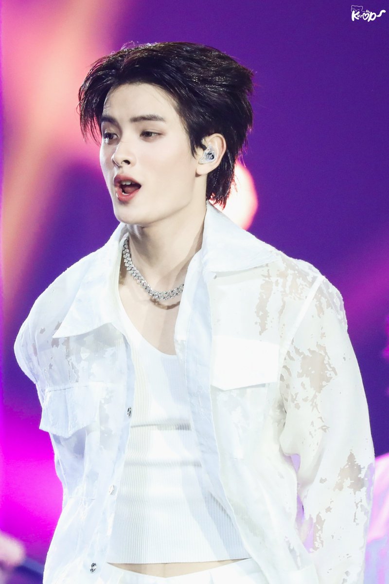 Kuromeowxo's tweet image. ท่านมีเมตตากับเรามาก 🫠

#KHUNPOL 
#BUSbecauseofyouishine
#BUS_KnockKnockKnock_Korat