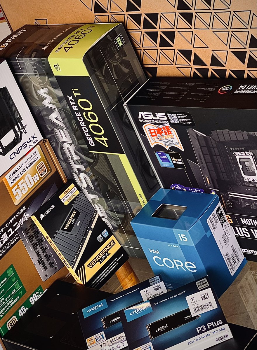 事務所のPC組み組みリターンズ..🖥️