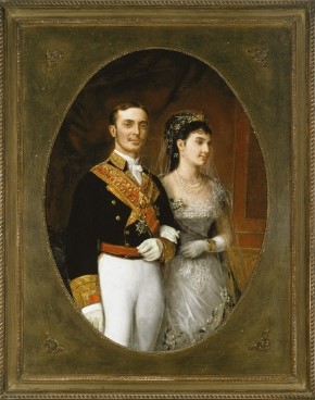 PatrimNacional's tweet photo. Los miércoles son más emocionantes si los empezamos aprendiendo algo nuevo🤩

¿Sabías que este retrato de Alfonso XII y María de las Mercedes el día de su boda es el único en el que la pareja aparece junta?🖼️

👉🏼Puedes verlo en el Palacio Real de Riofrío.

https://t.co/RzHt0PMJfH https://t.co/4V5G5tjb00