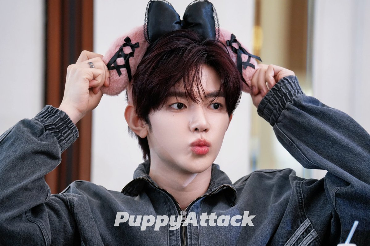PuppyAttack_'s tweet photo. 240929 하오 (melody ver. )
#장하오 #章昊 #ジャンハオ #ZHANGHAO #ZEROBASEONE #제로베이스원 #ZB1 https://t.co/tsL3QpHkrW