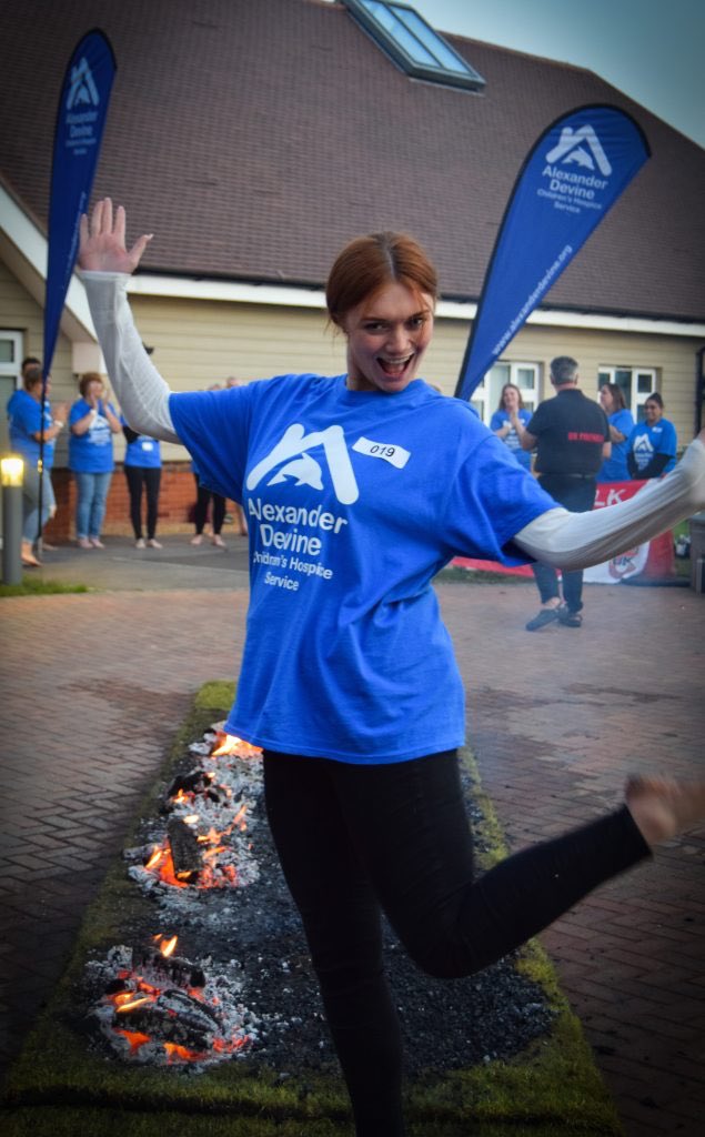 alexanderdevine's tweet image. CAN YOU HANDLE THE HEAT?! 🔥🔥

On 13th November, participants raising money for Alexander Devine will be walking barefoot over red-hot embers for an good cause, organised by @arlingtonbpark! 🐬💙

Join us:

alexanderdevine.org/2024/10/step-i…

#charity #fundraising #firewalk #TeamDevine