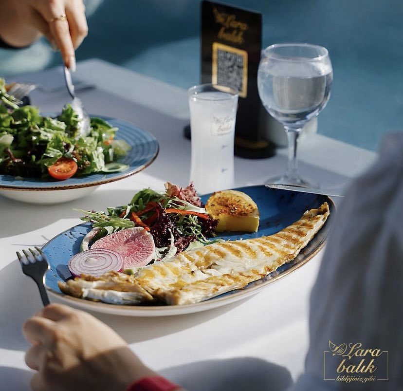Şeflerimizin sizin için özenle seçtiği en taze ve lezzetli balıklar sizler için hazırlanır.

The freshest and most delicious fish carefully selected by our chefs are prepared for you.

☎️Rezervasyon/Booking
Işıklar : +90 (242) 313 13 99
Konyaaltı : +90 (242) 229 80 15

#antalya