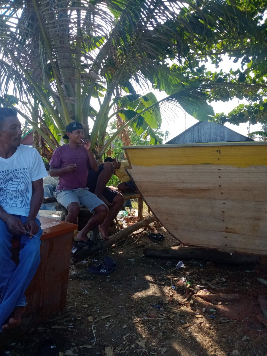JuniadiHasdar's tweet photo. Selasa, 24 September 2024, Hasdar Yuniadi, Luhkan Kab. PPU, Mengunjugi kegiatan nelayan di Kelurahan Sungai Parit , Kecamatan Penajam, Kabupaten Penajam Pasar Utara yg persiapkan kapal sebelum pergi melaut
#luhkanppu
#PenajamPaserUtara
#luhlapor https://t.co/hbty58AJND