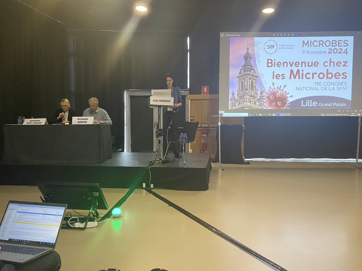 Dernier jour de #MICROBES2024. Une session de microbiote en ouverture « pour les courageux du matin ».