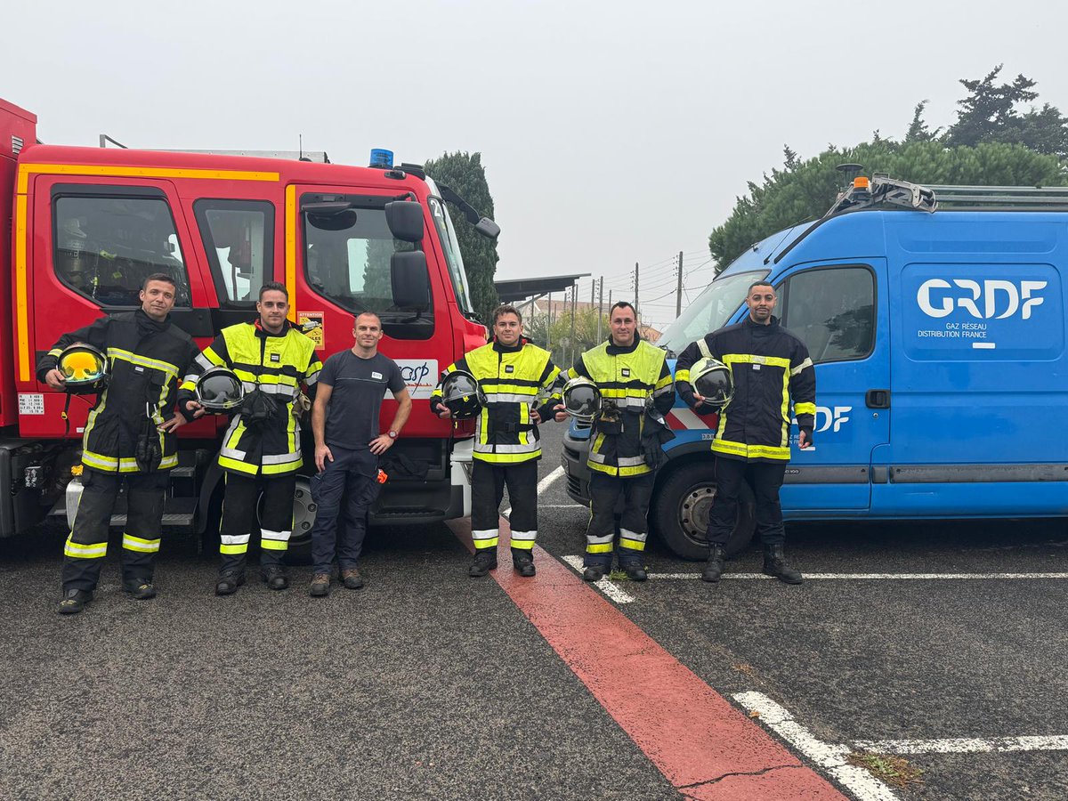 PompiersHerault's tweet image. #Apprendre|| Le #PPESU du SDIS de l’#Hérault accueille 6 élèves officiers de la FILT 112 de l’@ENSOP dans le cadre de leurs module [compréhension de l’emploi de chef d’agrès tout engins] Ils sont accompagnés par des formateurs du #SDIS34 dans le développement de leurs compétences