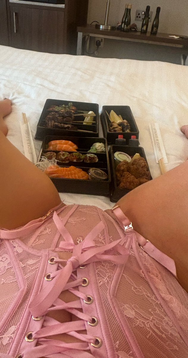 mary Kyle 007 tweet media