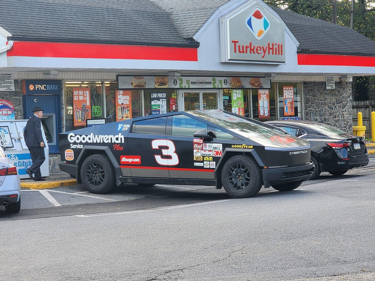 CertifiedLeggi's tweet image. Dale Earnhardt would cry if he saw his number on a shitbox like this