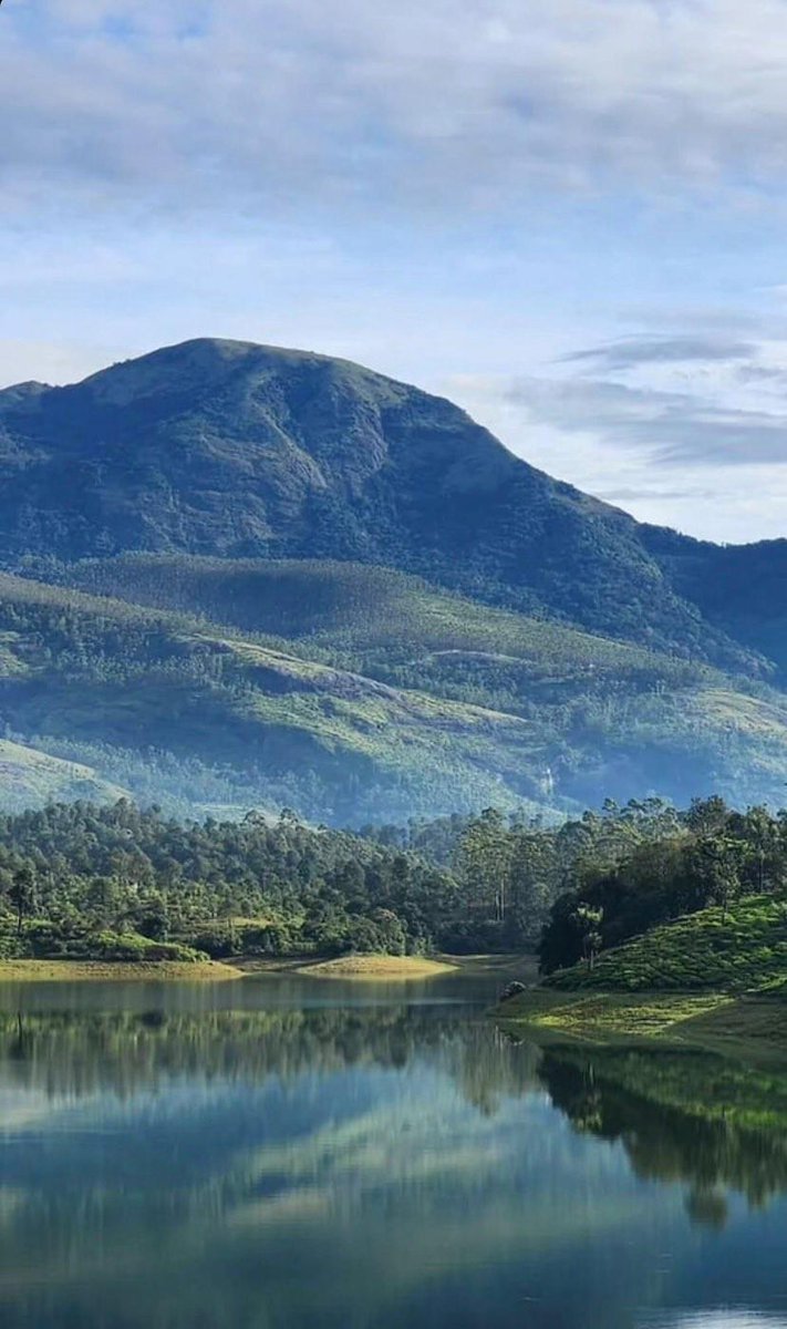 Govindh04's tweet photo. #Vd12 Shoot At Kerala ...🔥🔥🥵
#Esari Visuals Asaluu Tagedheyley🔥❤️ https://t.co/FuvlaqZMei