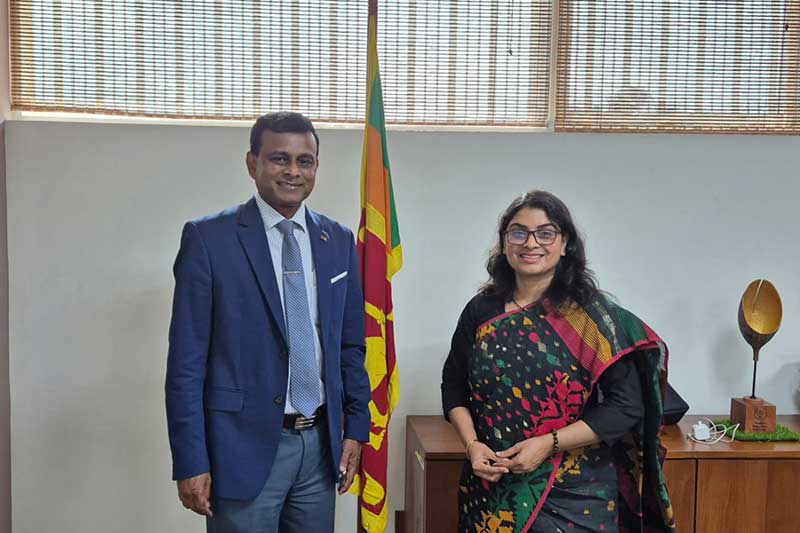 sacep_org's tweet photo. Ms. Rokeya Khaton, Director General, SACEP paid a farewell visit to Mr.  B.K.P. Chandrakeerthi, National Focal Point and Secretary of the  Ministry of Environment, Sri Lanka, as her tenure concluded on 8  October... https://t.co/RmERhAHutz https://t.co/a2vNG8o9Vj