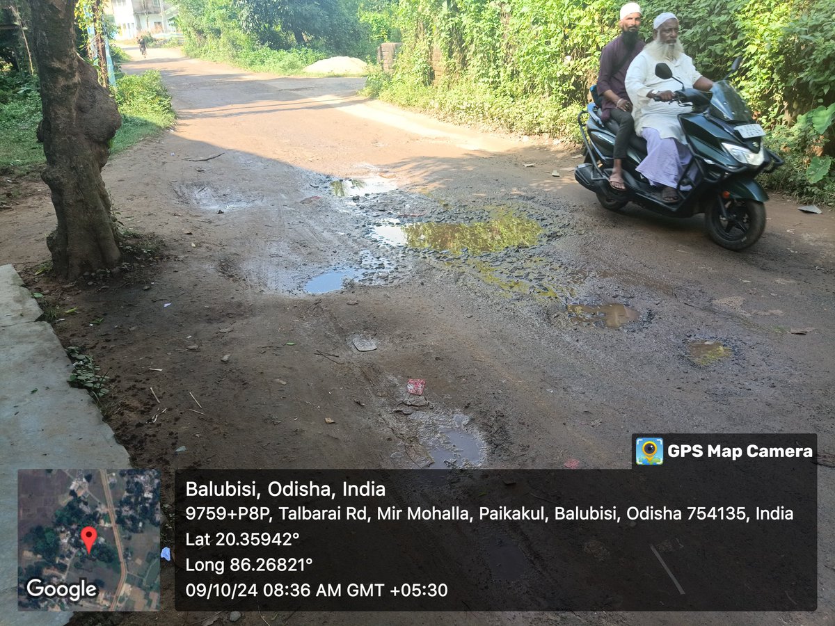 ArbabKarimX's tweet photo. A burst pipeline is flooding our village road, causing inconvenience to everyone. Please fix this ASAP.

Address: Krushnanandapur G.P, Jagatsinghpur, Tirtol, Odisha-754135
 #WaterIssue
@PRDeptOdisha @CMO_Odisha @CollectorJspur https://t.co/e4JJIVEuss