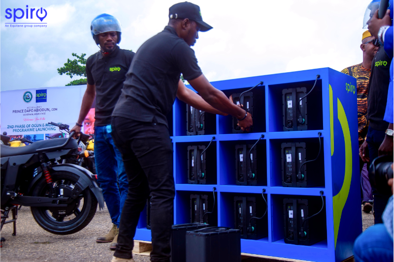 SPIROEVs's tweet photo. At Spiro, we’re not just building electric bikes—we’re creating the future of green transport!
Fast battery-swapping means zero downtime, zero emissions, and cleaner mobility. Charge up and ride into the future with us!
#SpiroBikes #ElectricMobility #GreenFuture #CleanEnergy https://t.co/nSQzuHawHw