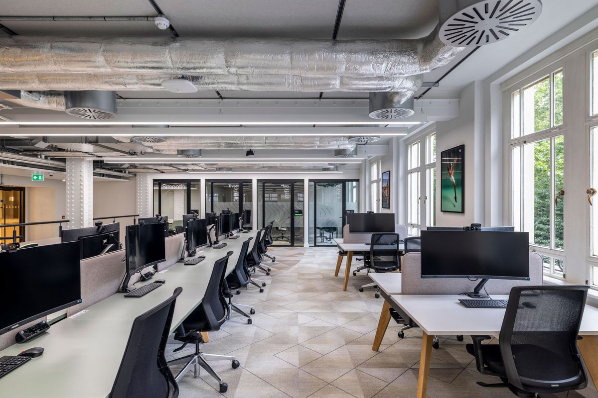 Loughton Contracts tweet media