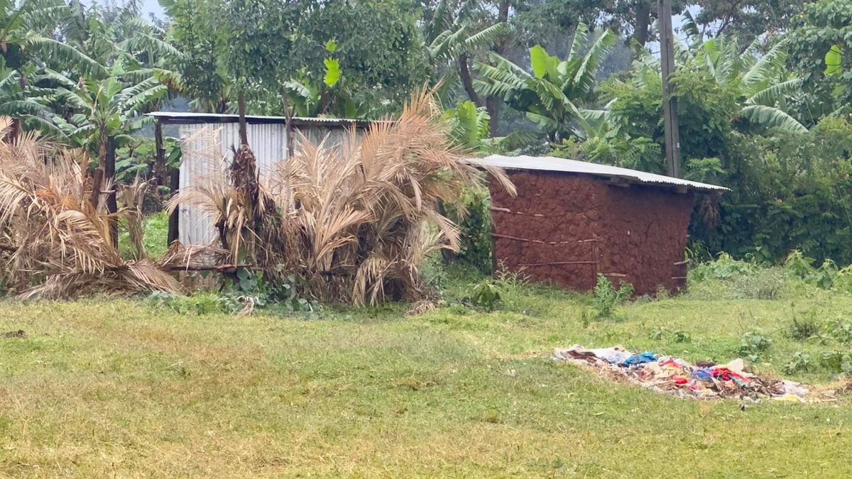 DanChepta's tweet photo. This is Nandi Rock Primary School, in Nandi County, Aldai Constituency.

Where did we, the Kalenjins, go wrong?

#FormIEBC https://t.co/mqRyZXJ81c